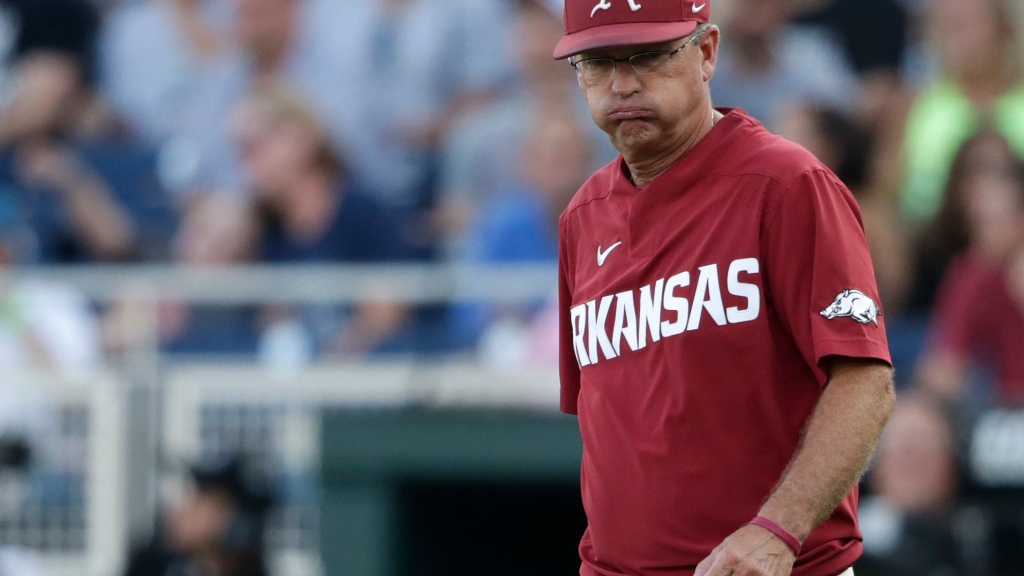 Diamond Hogs drop three spots in USA TODAY Coaches Poll after losses to Florida