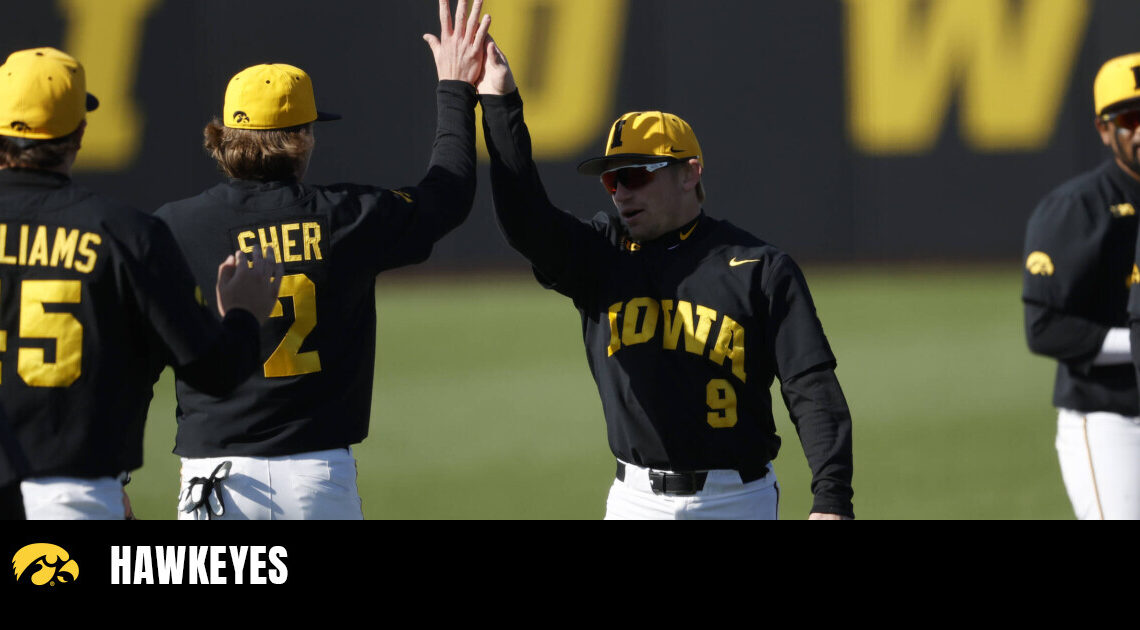 Hawkeyes Host Bradley on Tuesday at Banks – University of Iowa Athletics