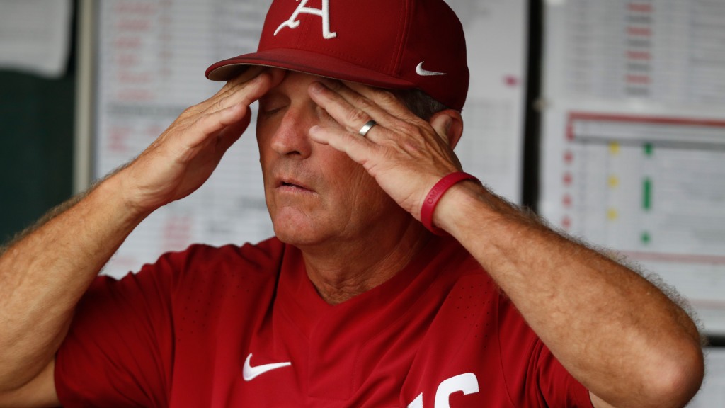 How the series loss to Texas A&M affected Arkansas in the latest polls