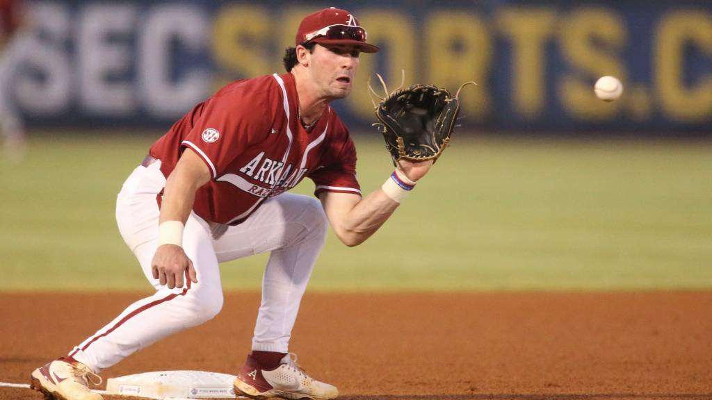 Late rally falls shy by one run as Diamond Hogs fall to Texas A&M