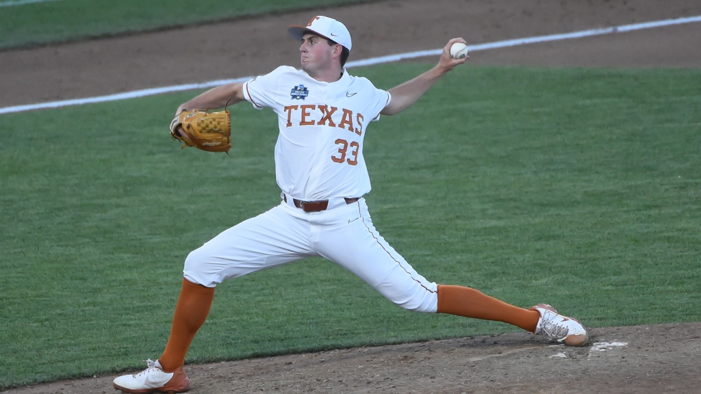 No. 7 Texas beats No. 23 TCU 2-0 behind a gem from Pete Hansen