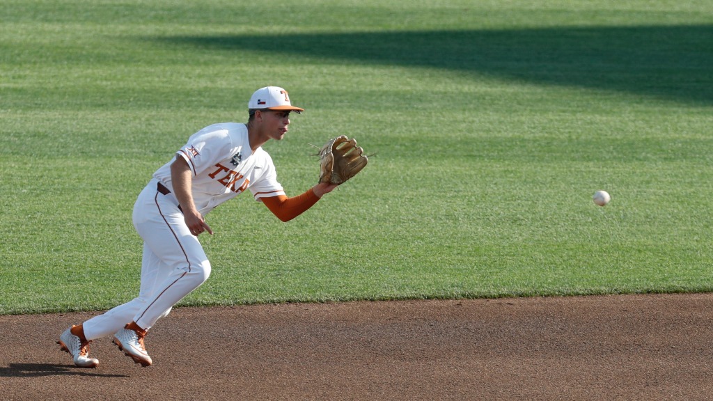 Texas falls to No. 10 in the top 25 after series loss to Kansas State