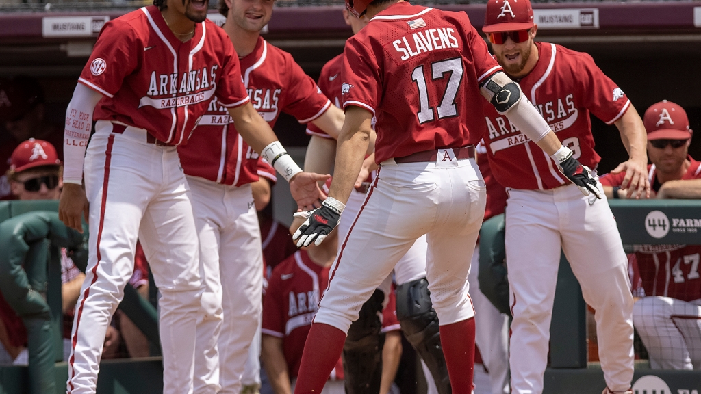 How the series win at Auburn affects Arkansas in latest polls