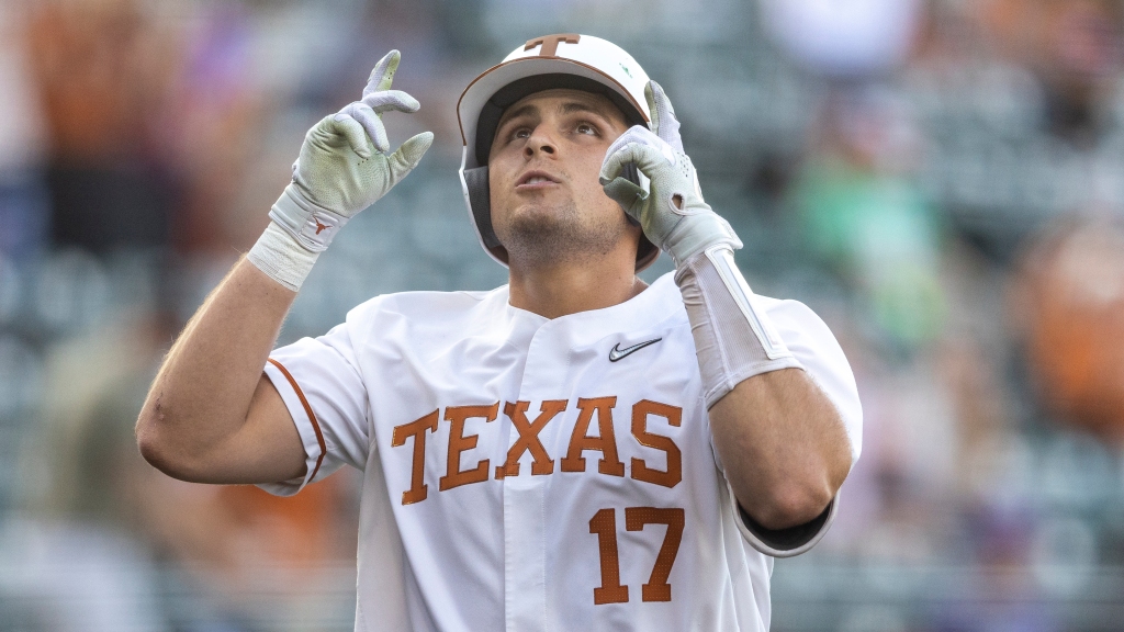No. 22 Texas tops Kansas 8-1 behind four home runs