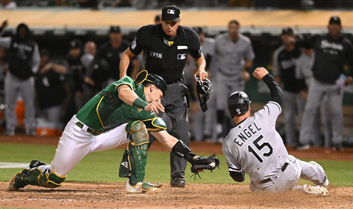 White Sox beat A's with 5-run ninth inning
