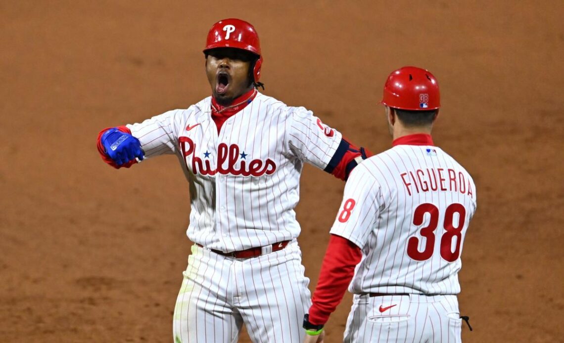 Jean Segura's clutch hit lifts Phillies over Padres in pivotal NLCS Game 3