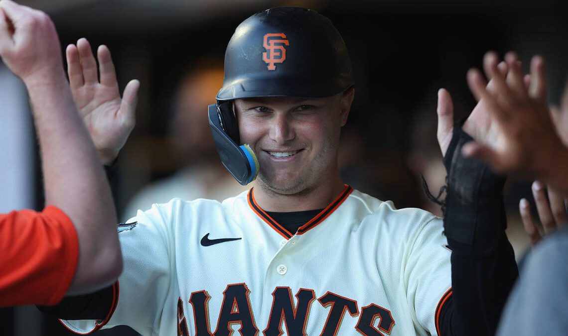 Joc Pederson receives surprising qualifying offer from Giants worth $19.65M
