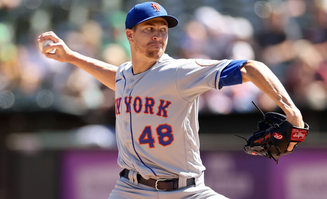Jacob deGrom leaves Mets, signs five-year, $185 million deal with Rangers, per report