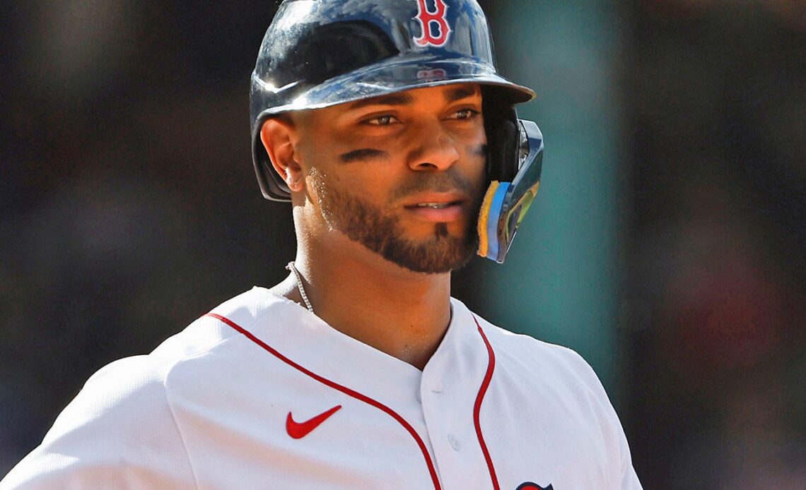 Padres land Xander Bogaerts with 11-year contract worth $280 million as All-Star leaves Red Sox, per reports