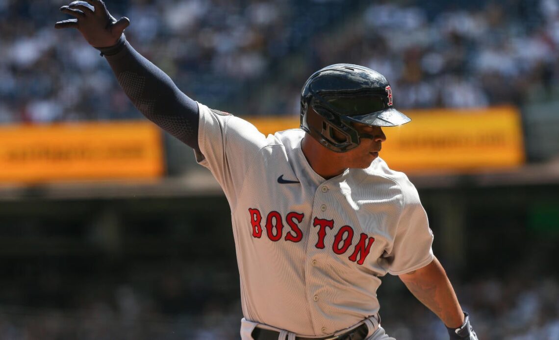 Rafael Devers joins Bobby Bonilla, other athletes whose contracts include big deferred payments