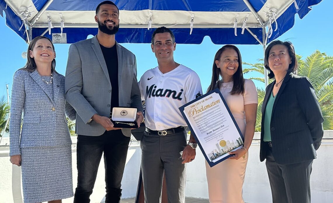 Sandy Alcantara receives key to City of Miami