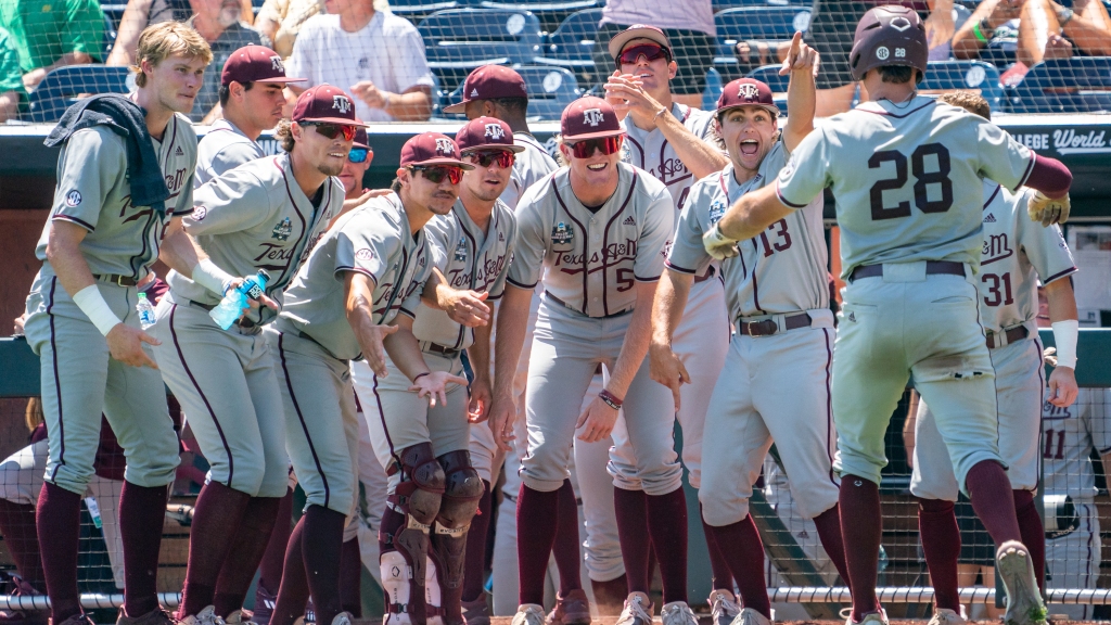 The Aggie avoid the series sweep beating the No. 1 LSU Tigers 8-6
