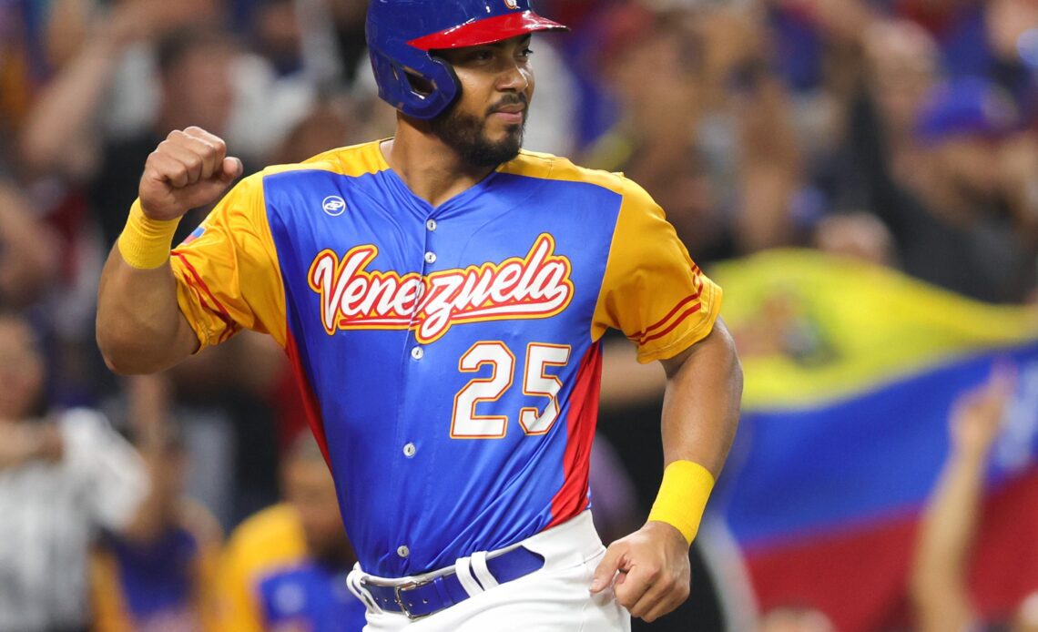 World Baseball Classic Roundup: Venezuela Keeps Cruising