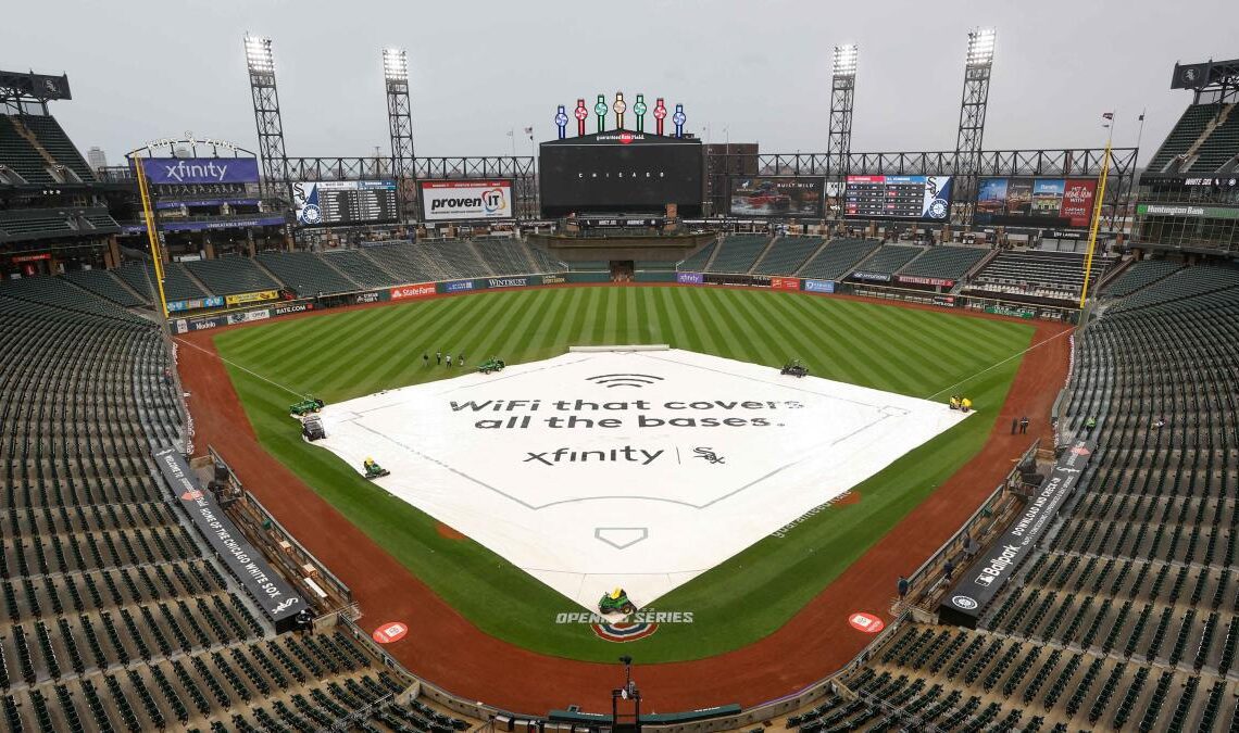 White Sox-Phillies postponed, doubleheader on Tuesday