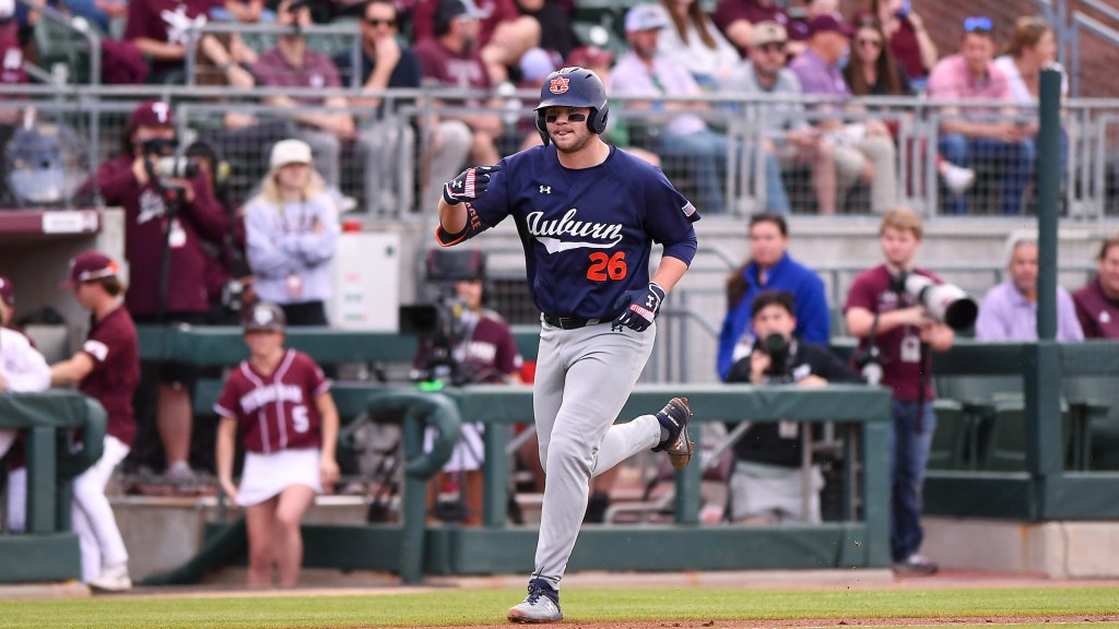 Auburn’s four-run 9th inning surge not enough to beat Texas A&M