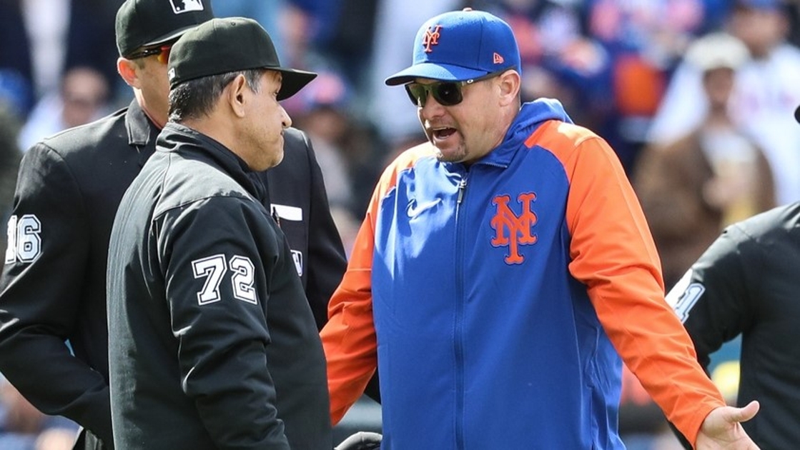Mets' Carlos Mendoza says pitch thrown behind Rhys Hoskins was unintentional