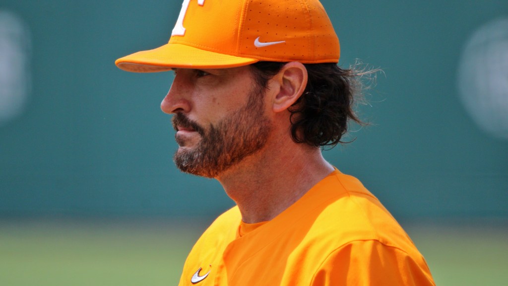 Tony Vitello recaps Vols’ win at Kentucky