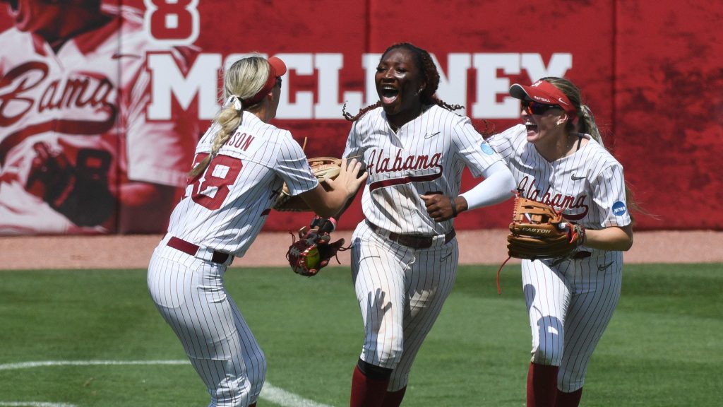 Alabama softball’s NCAA Tuscaloosa regional win in a photo gallery