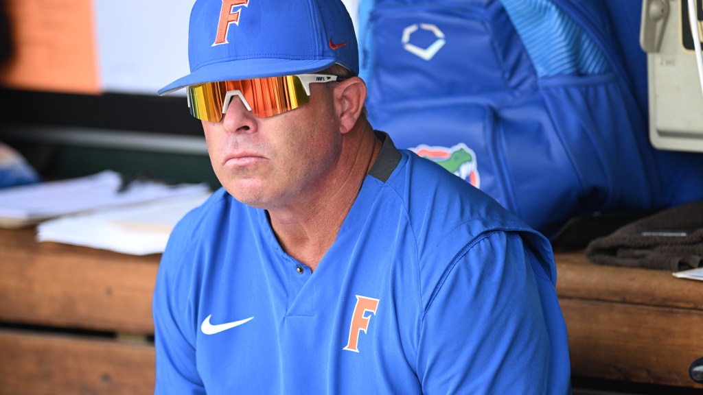Florida baseball humbled by No. 3 Tennessee in series finale