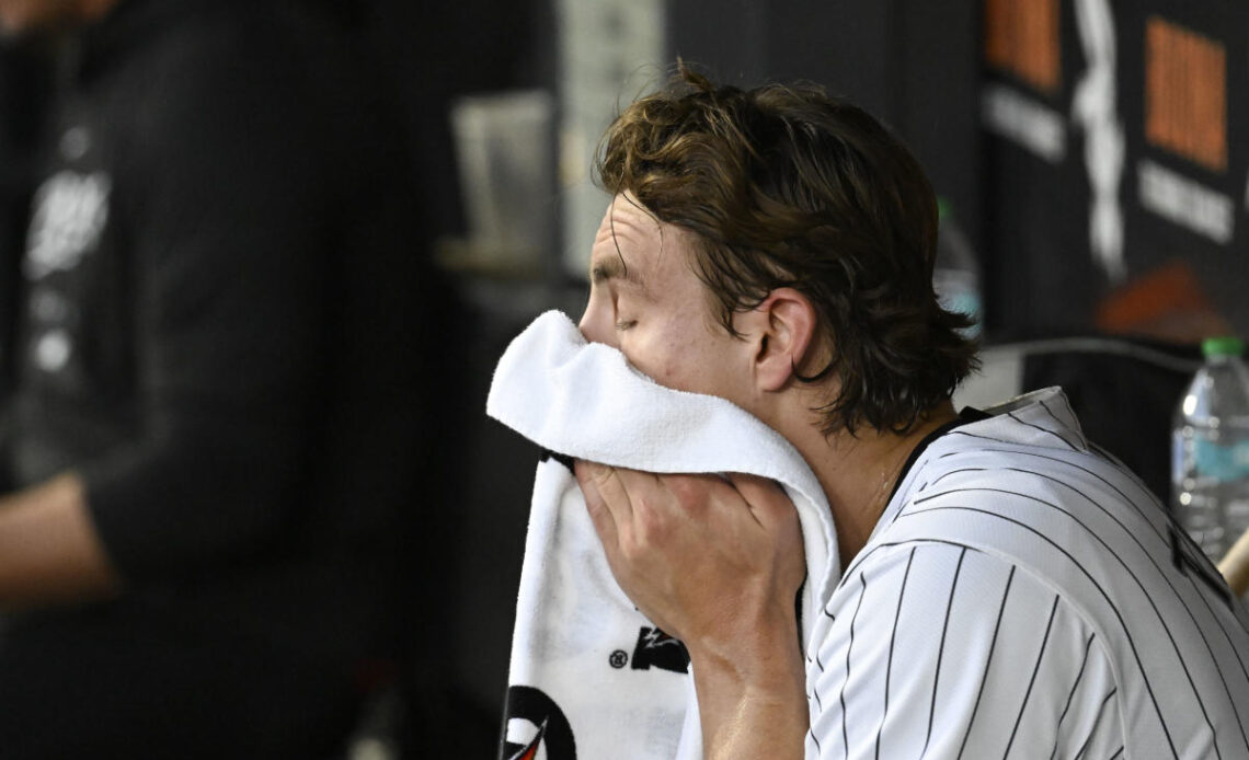 Mariners hit back-to-back-to-back homers in 10-0 win over White Sox
