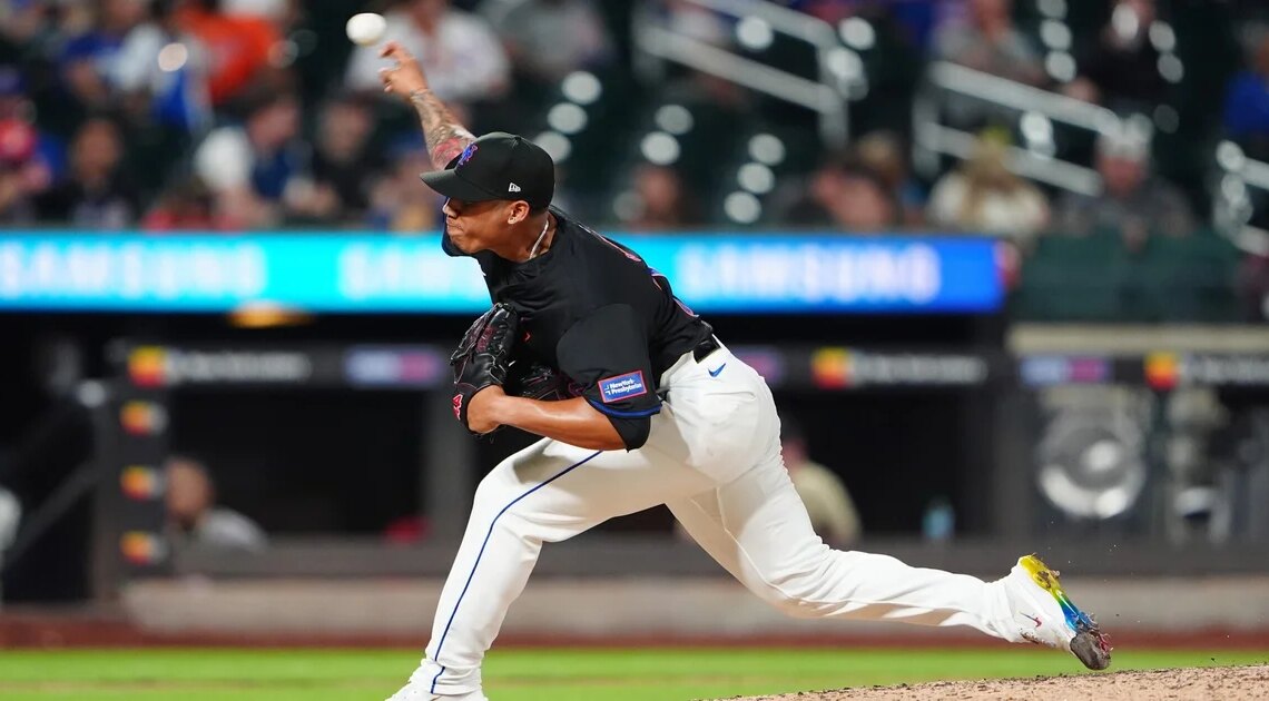 Mets place Dedniel Nunez on IL, DFA Adrian Houser amid flurry of roster moves