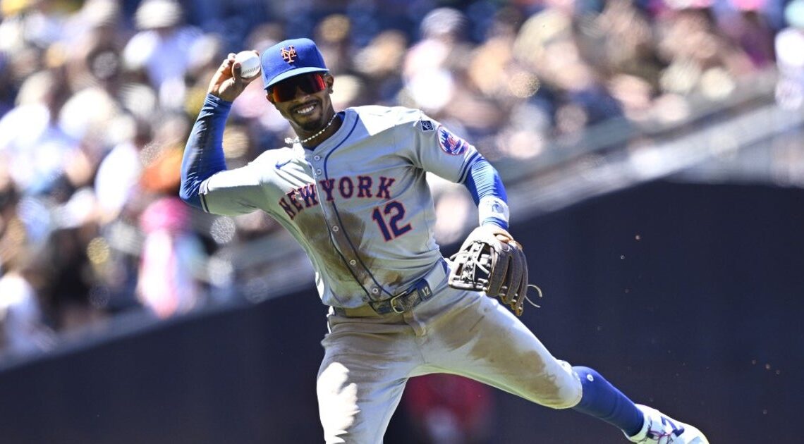 Edwin Diaz gives up walk-off homer, Mets bullpen lets lead slip in 3-2 loss to Padres