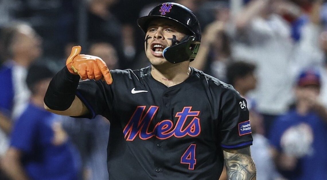 Mets' offense continues to roll with 10-6 win over Phillies