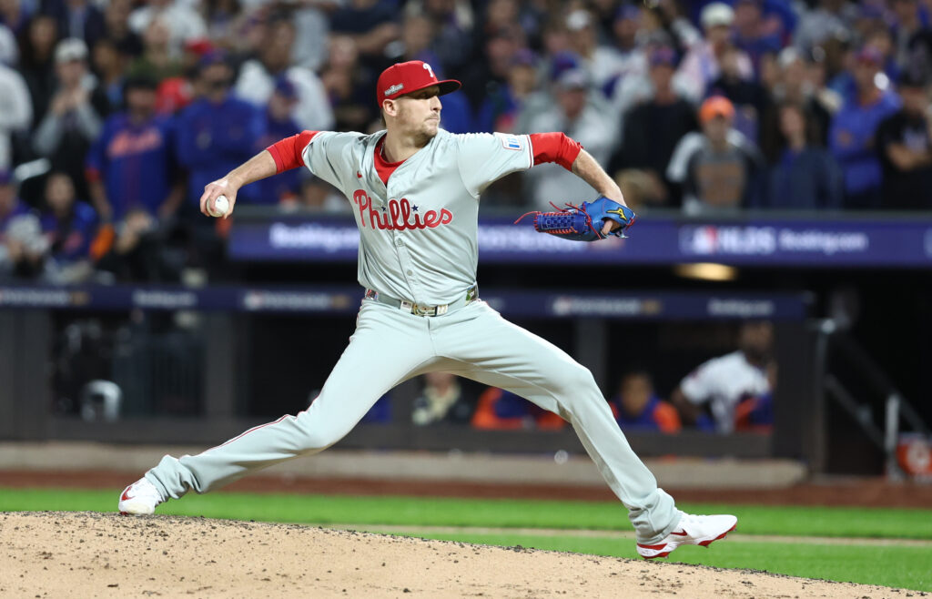 Phillies Notes: Outfield, Hoffman, Coaching Staff