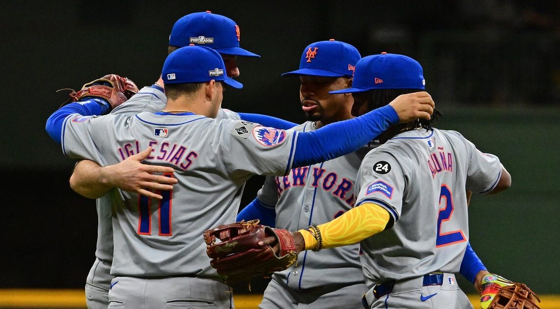 SEE IT: NYC back pages react to Mets' Game 1 win over Brewers