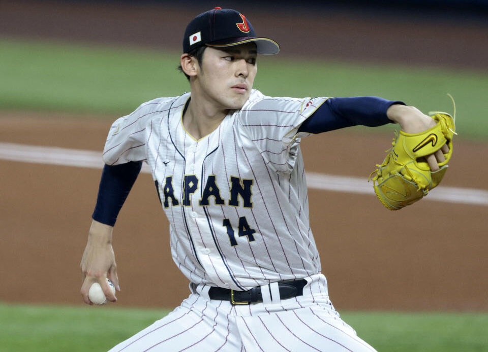 MIAMI, FL - MARCH 20: Roki Sasaki #14 of Team Japan pitches during the 2023 World Baseball Classic Semifinal game against Team Mexico at loanDepot Park on March 20, 2023 in Miami, Florida. (Photo by Christopher Pasatieri/Getty Images)