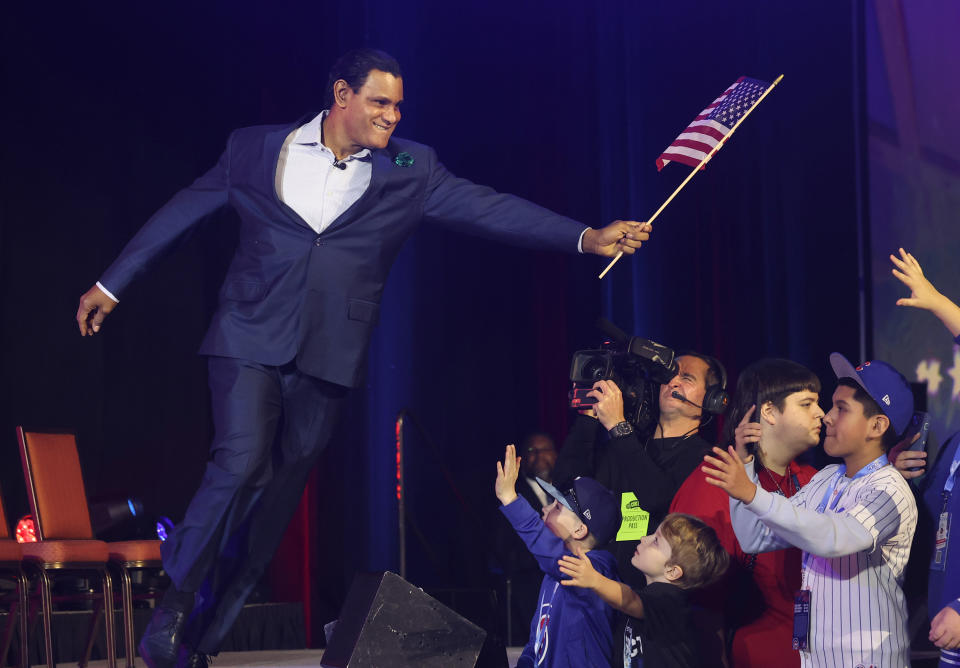 The Cubs will induct Sammy Sosa and Derrek Lee into the team's Hall of Fame during the 2025 MLB season. (John J. Kim/Chicago Tribune/Tribune News Service via Getty Images)