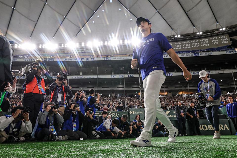 LA Dodgers star Shohei Ohtani enters the field at the Tokyo Dome for a workout ahead of this weeks MLB Tokyo Series 2025.