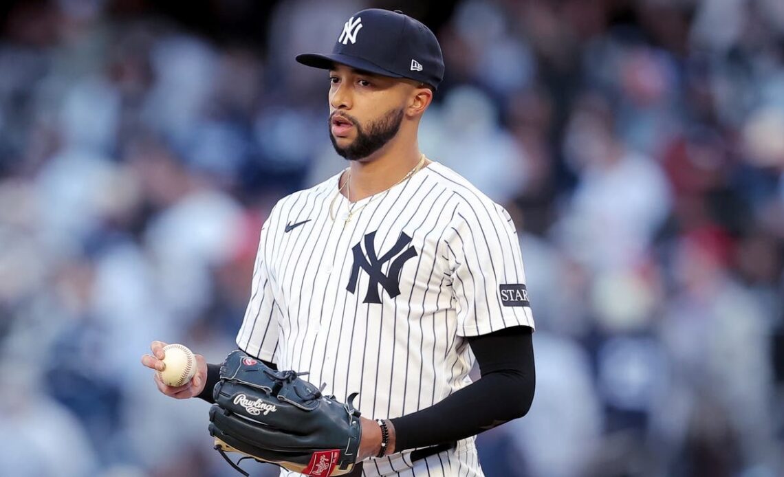 Yankees' feel-good Opening Day win tested by new closer Devin Williams