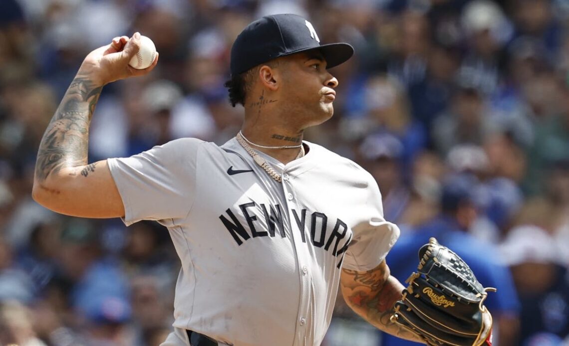 Yankees giving Luis Gil another 10 days before resuming throwing program