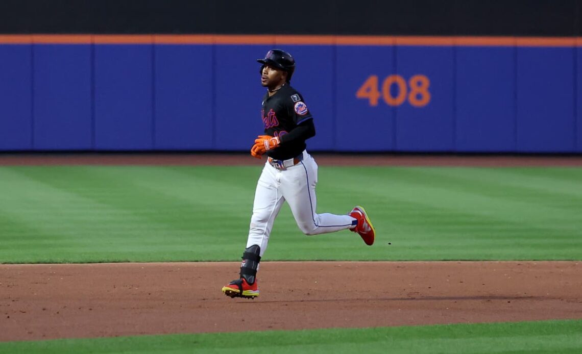 Francisco Lindor's big night not enough as Mets blow late lead in 4-3 loss to Braves